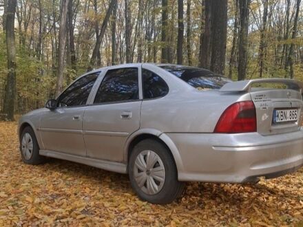 Деу Інша 2001 у Вінниці на Automoto.ua Сірий Деу Інша, об'ємом двигуна 2 л та пробігом 330 тис. км за 1550 $, фото 1 на Automoto.ua