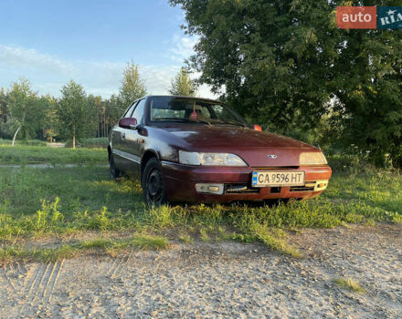 Красный Дэу Эсперо, объемом двигателя 2 л и пробегом 400 тыс. км за 1050 $, фото 1 на Automoto.ua