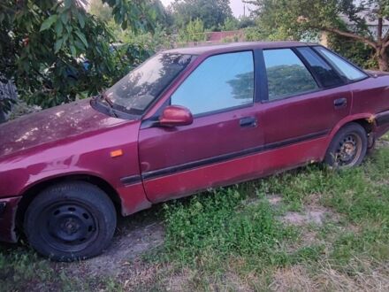 Дэу Эсперо 1997 в Лозовой на Automoto.ua Красный Дэу Эсперо, объемом двигателя 1 л и пробегом 215 тыс. км за 726 $, фото 1 на Automoto.ua