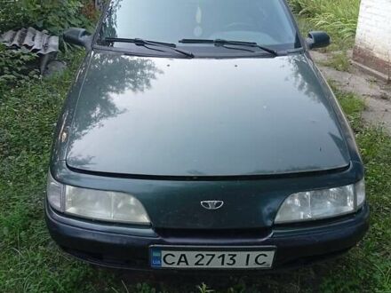 Зелений Деу Есперо, об'ємом двигуна 2 л та пробігом 200 тис. км за 1000 $, фото 1 на Automoto.ua