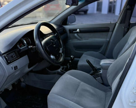 Білий Деу Джентра, об'ємом двигуна 1.49 л та пробігом 181 тис. км за 4200 $, фото 14 на Automoto.ua