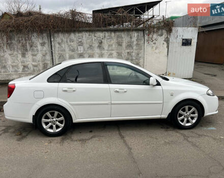 Білий Деу Джентра, об'ємом двигуна 1.49 л та пробігом 127 тис. км за 4900 $, фото 1 на Automoto.ua