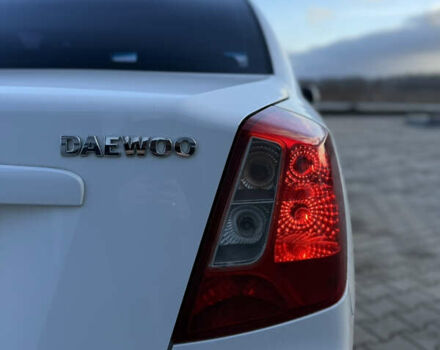 Білий Деу Джентра, об'ємом двигуна 1.49 л та пробігом 181 тис. км за 4200 $, фото 9 на Automoto.ua