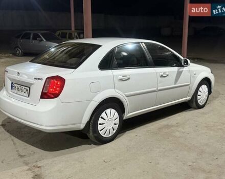 Білий Деу Джентра, об'ємом двигуна 1.49 л та пробігом 200 тис. км за 2999 $, фото 2 на Automoto.ua