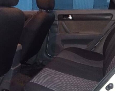 Белый Дэу Джентра, объемом двигателя 1.5 л и пробегом 240 тыс. км за 3555 $, фото 7 на Automoto.ua