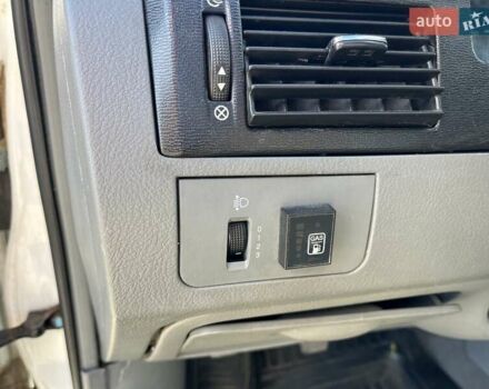 Белый Дэу Джентра, объемом двигателя 1.49 л и пробегом 201 тыс. км за 3900 $, фото 11 на Automoto.ua