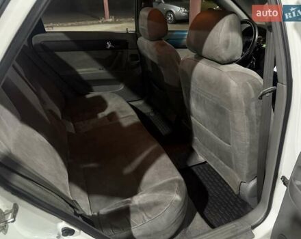 Білий Деу Джентра, об'ємом двигуна 1.49 л та пробігом 200 тис. км за 2999 $, фото 7 на Automoto.ua