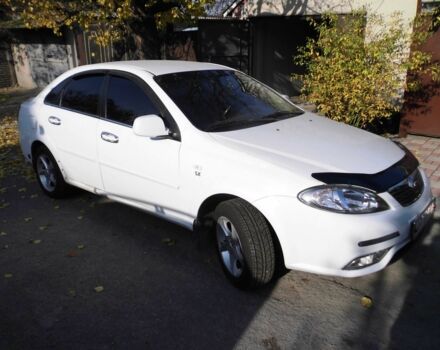 Белый Дэу Джентра, объемом двигателя 1.5 л и пробегом 89 тыс. км за 5900 $, фото 1 на Automoto.ua