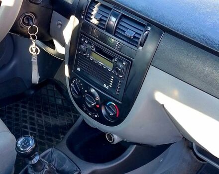 Дэу Джентра 2013 в Лозовой на Automoto.ua Белый Дэу Джентра, объемом двигателя 1.5 л и пробегом 197 тыс. км за 3500 $, фото 8 на Automoto.ua