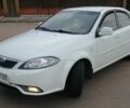 Белый Дэу Джентра, объемом двигателя 1.5 л и пробегом 250 тыс. км за 4000 $, фото 1 на Automoto.ua