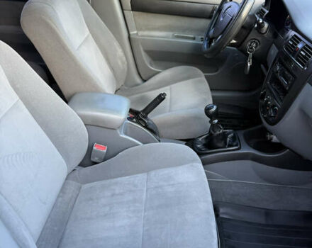 Білий Деу Джентра, об'ємом двигуна 1.49 л та пробігом 181 тис. км за 4200 $, фото 22 на Automoto.ua