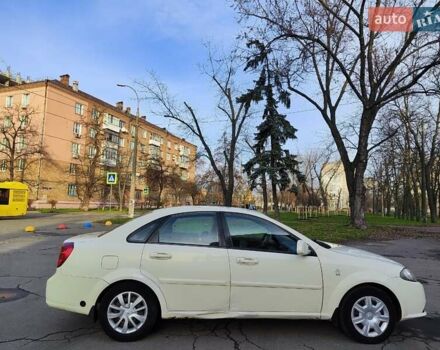 Білий Деу Джентра, об'ємом двигуна 1.49 л та пробігом 211 тис. км за 4300 $, фото 6 на Automoto.ua