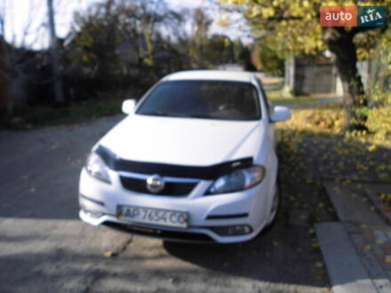 Белый Дэу Джентра, объемом двигателя 1.49 л и пробегом 89 тыс. км за 5900 $, фото 1 на Automoto.ua