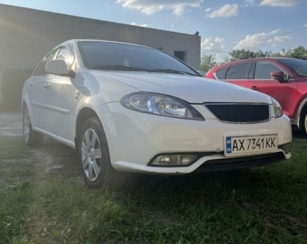 Білий Деу Джентра, об'ємом двигуна 1.5 л та пробігом 230 тис. км за 4300 $, фото 1 на Automoto.ua