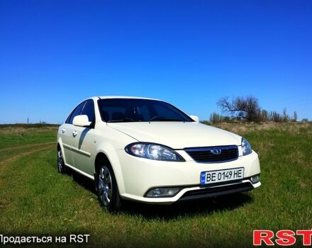 Білий Деу Джентра, об'ємом двигуна 1.5 л та пробігом 116 тис. км за 5300 $, фото 1 на Automoto.ua
