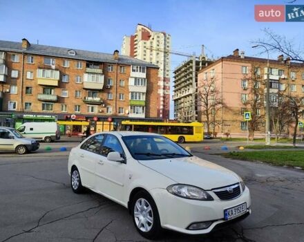Білий Деу Джентра, об'ємом двигуна 1.49 л та пробігом 211 тис. км за 4300 $, фото 1 на Automoto.ua