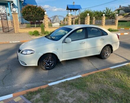 Бежевий Деу Джентра, об'ємом двигуна 1.5 л та пробігом 420 тис. км за 3100 $, фото 1 на Automoto.ua