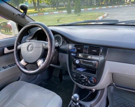 Бежевий Деу Джентра, об'ємом двигуна 1.5 л та пробігом 420 тис. км за 3100 $, фото 6 на Automoto.ua