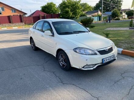 Бежевий Деу Джентра, об'ємом двигуна 1.5 л та пробігом 420 тис. км за 3100 $, фото 1 на Automoto.ua