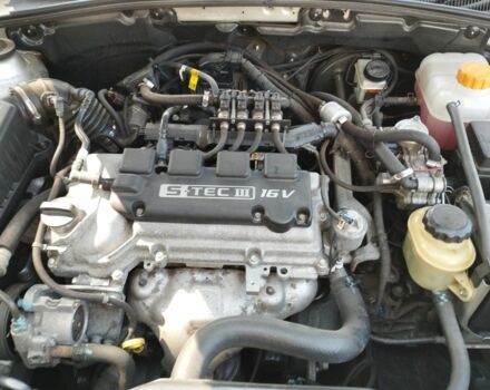 Серый Дэу Джентра, объемом двигателя 1.5 л и пробегом 205 тыс. км за 5200 $, фото 9 на Automoto.ua