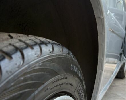 Серый Дэу Джентра, объемом двигателя 1.5 л и пробегом 147 тыс. км за 5600 $, фото 4 на Automoto.ua