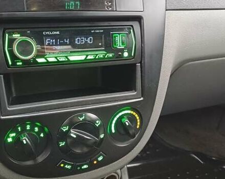 Серый Дэу Джентра, объемом двигателя 1.49 л и пробегом 135 тыс. км за 5200 $, фото 14 на Automoto.ua