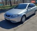 Серый Дэу Джентра, объемом двигателя 1.49 л и пробегом 175 тыс. км за 5800 $, фото 1 на Automoto.ua