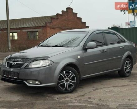 Серый Дэу Джентра, объемом двигателя 1.49 л и пробегом 165 тыс. км за 5850 $, фото 1 на Automoto.ua