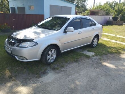 Серый Дэу Джентра, объемом двигателя 1.5 л и пробегом 205 тыс. км за 5200 $, фото 1 на Automoto.ua