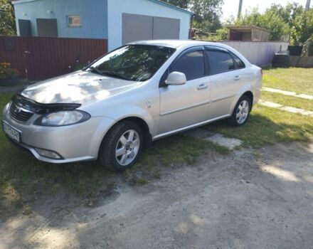 Серый Дэу Джентра, объемом двигателя 1.5 л и пробегом 205 тыс. км за 5200 $, фото 1 на Automoto.ua