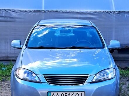Деу Джентра 2013 у Києві на Automoto.ua Сірий Деу Джентра, об'ємом двигуна 1.5 л та пробігом 106 тис. км за 5500 $, фото 1 на Automoto.ua