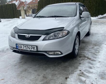 Серый Дэу Джентра, объемом двигателя 1.5 л и пробегом 209 тыс. км за 4700 $, фото 1 на Automoto.ua