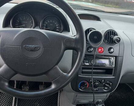 Жовтий Деу Калос, об'ємом двигуна 1.2 л та пробігом 157 тис. км за 2700 $, фото 25 на Automoto.ua