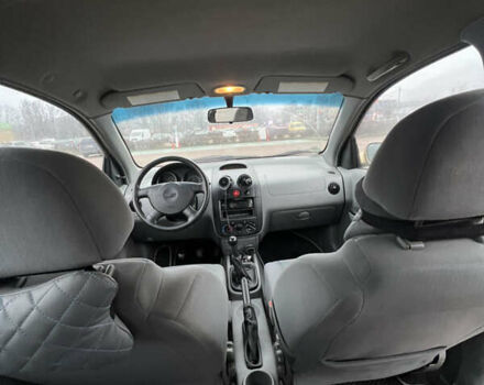 Жовтий Деу Калос, об'ємом двигуна 1.2 л та пробігом 157 тис. км за 2700 $, фото 14 на Automoto.ua