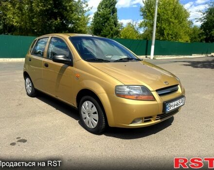 Желтый Дэу Калос, объемом двигателя 1.2 л и пробегом 120 тыс. км за 3600 $, фото 1 на Automoto.ua