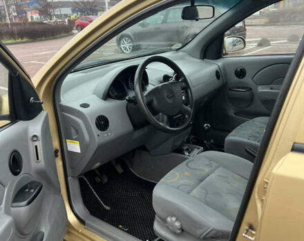 Жовтий Деу Калос, об'ємом двигуна 1.2 л та пробігом 157 тис. км за 2700 $, фото 30 на Automoto.ua