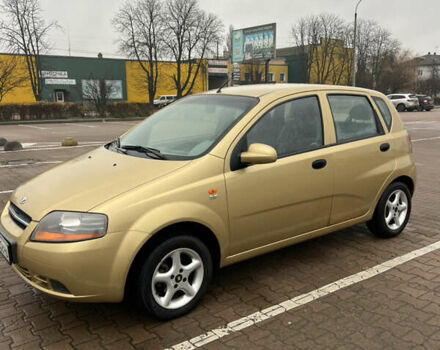 Жовтий Деу Калос, об'ємом двигуна 1.2 л та пробігом 157 тис. км за 2700 $, фото 5 на Automoto.ua