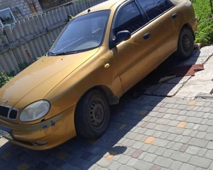 Желтый Дэу Калос, объемом двигателя 1.5 л и пробегом 300 тыс. км за 728 $, фото 1 на Automoto.ua