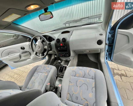 Синий Дэу Калос, объемом двигателя 1.4 л и пробегом 160 тыс. км за 3500 $, фото 12 на Automoto.ua