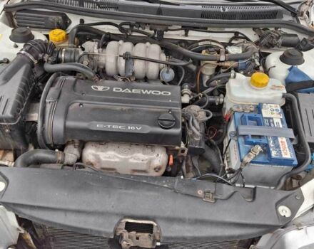 Белый Дэу Лачетти, объемом двигателя 1.6 л и пробегом 171 тыс. км за 2500 $, фото 11 на Automoto.ua