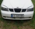 Белый Дэу Лачетти, объемом двигателя 1.5 л и пробегом 230 тыс. км за 1500 $, фото 1 на Automoto.ua
