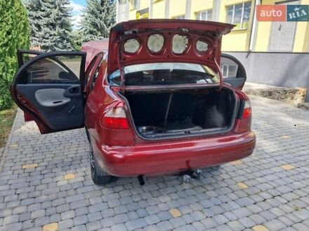 Дэу Лачетти 2003 в Шаргороде на Automoto.ua Красный Дэу Лачетти, объемом двигателя 1.5 л и пробегом 203 тыс. км за 2550 $, фото 1 на Automoto.ua