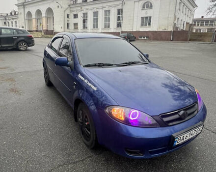 Синий Дэу Лачетти, объемом двигателя 1.4 л и пробегом 150 тыс. км за 4000 $, фото 1 на Automoto.ua