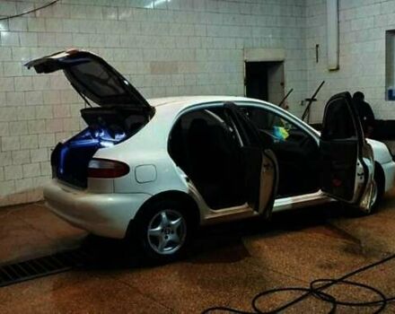 Белый Дэу Ланос, объемом двигателя 1.5 л и пробегом 250 тыс. км за 3000 $, фото 1 на Automoto.ua