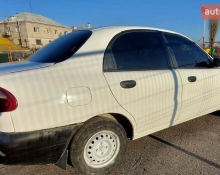 Белый Дэу Ланос, объемом двигателя 1.5 л и пробегом 570 тыс. км за 1200 $, фото 3 на Automoto.ua