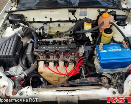 Белый Дэу Ланос, объемом двигателя 1.5 л и пробегом 300 тыс. км за 800 $, фото 3 на Automoto.ua