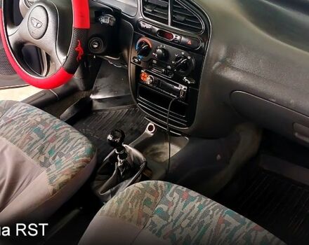 Дэу Ланос 1998 в Харькове на Automoto.ua Белый Дэу Ланос, объемом двигателя 1.5 л и пробегом 300 тыс. км за 1600 $, фото 7 на Automoto.ua