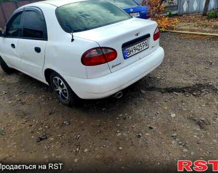 Белый Дэу Ланос, объемом двигателя 1.5 л и пробегом 300 тыс. км за 800 $, фото 1 на Automoto.ua