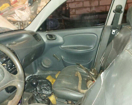 Дэу Ланос 1998 в Чернигове на Automoto.ua Белый Дэу Ланос, объемом двигателя 1.5 л и пробегом 200 тыс. км за 500 $, фото 3 на Automoto.ua