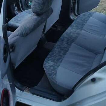 Білий Деу Ланос, об'ємом двигуна 1.3 л та пробігом 270 тис. км за 999 $, фото 3 на Automoto.ua